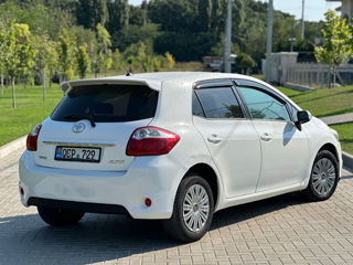 Toyota Auris foto 4