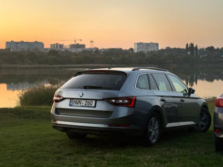 Skoda Superb foto 10