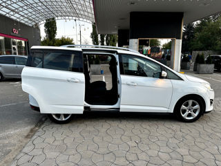 Ford Grand C-MAX foto 12