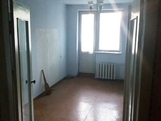 apartament cu 2 odai, Straseni. Urgent. foto 3