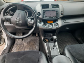 Toyota Rav 4 foto 6