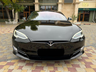 Tesla Model S foto 6