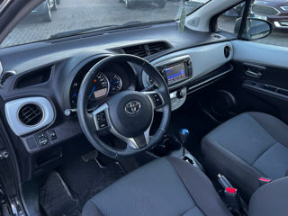 Toyota Yaris foto 6