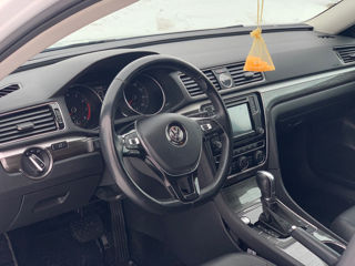 Volkswagen Passat foto 6