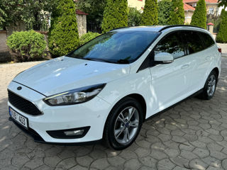 Ford Focus foto 1