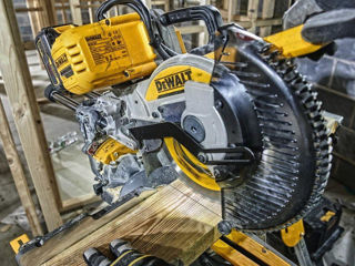 Ferestrau Circular Cu Acumulator Dewalt Dcs727N foto 6