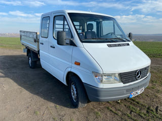 Mercedes Sprinter foto 2