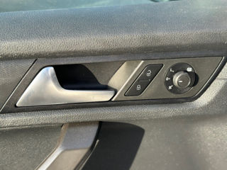 Volkswagen Caddy фото 9