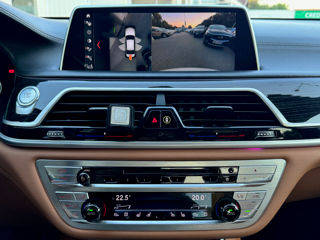 BMW 7 Series foto 13