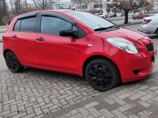 Toyota Yaris foto 4