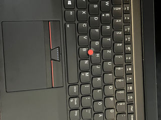 Vând Lenovo Thinkpad T470S i7 foto 3