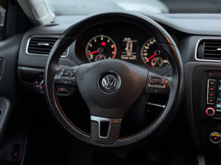 Volkswagen Jetta foto 11