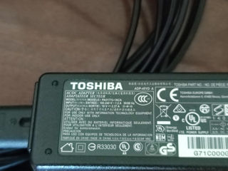 Încărcător Toshiba 19 Volți 2.37Amperi