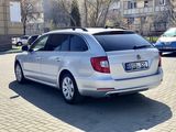 Skoda Superb foto 4