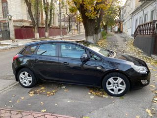 Opel Astra foto 2