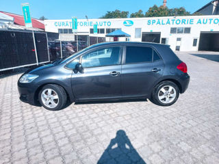 Toyota Auris foto 2