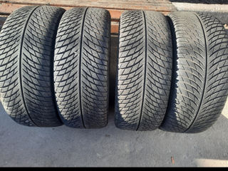 Vind 4 anvelope de iarna 225/50/r18 Michelin