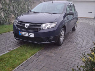 Dacia Sandero foto 2