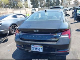 Hyundai Elantra фото 6