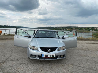 Honda Accord foto 2