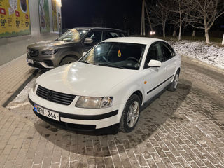 Volkswagen Passat foto 2