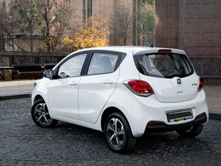 Changan E-STAR foto 3