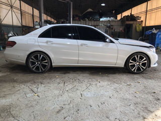 Mercedes E-Class foto 3