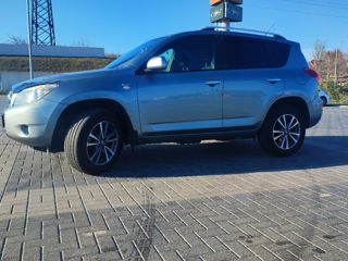 Toyota Rav 4 foto 3