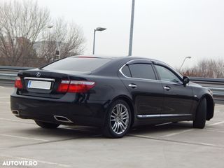 Lexus LS Series foto 5