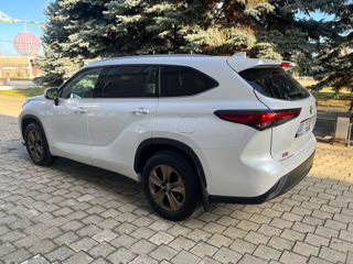 Toyota Highlander foto 2