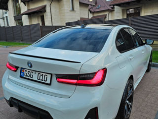 BMW 3 Series foto 7