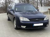 Ford Mondeo foto 2