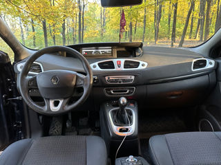 Renault Scenic foto 8