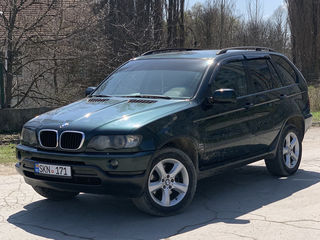 BMW X5 foto 1