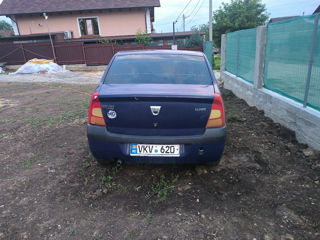 Dacia Logan foto 3