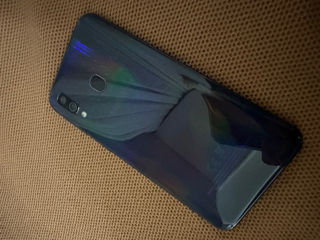 Samsung Galaxy A40 black 64gb foto 2