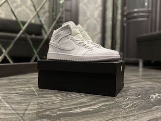 Nike Air Jordan 1 Retro High Full White Unisex foto 2