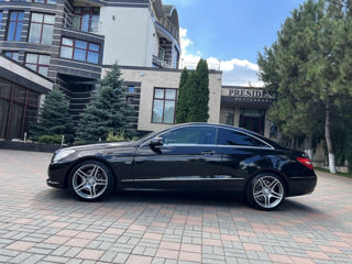 Mercedes E-Class Coupe foto 2