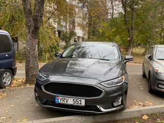 Ford Fusion foto 2