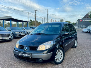 Renault Grand Scenic foto 1