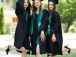 Mantii (Robe) pentru absolvenți , servicii foto-video. foto 4
