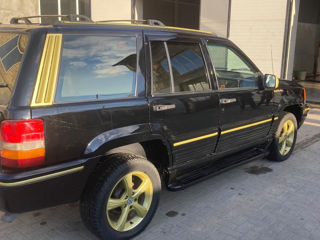 Jeep Grand Cherokee foto 4