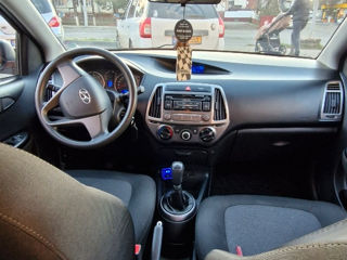 Hyundai i20 foto 6