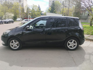 Renault Scenic foto 1