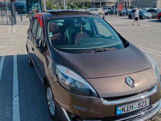 Renault Grand Scenic foto 3