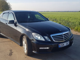 Mercedes E-Class foto 1