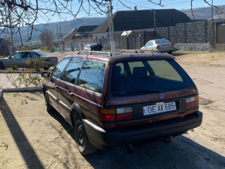 Volkswagen Passat foto 3