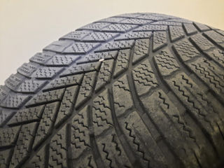 Продам зимние шины Bridgestone 275/50 R20 foto 2