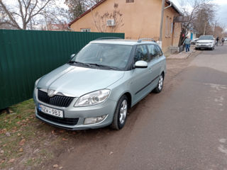 Skoda Fabia foto 2