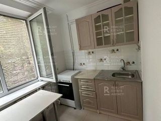 Apartament cu 2 camere, 50 m², Buiucani, Chișinău foto 6